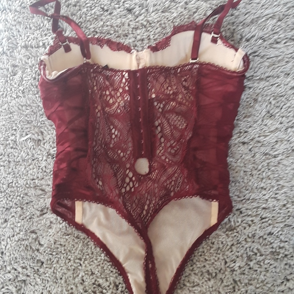 Body suit - Picture 2 of 2